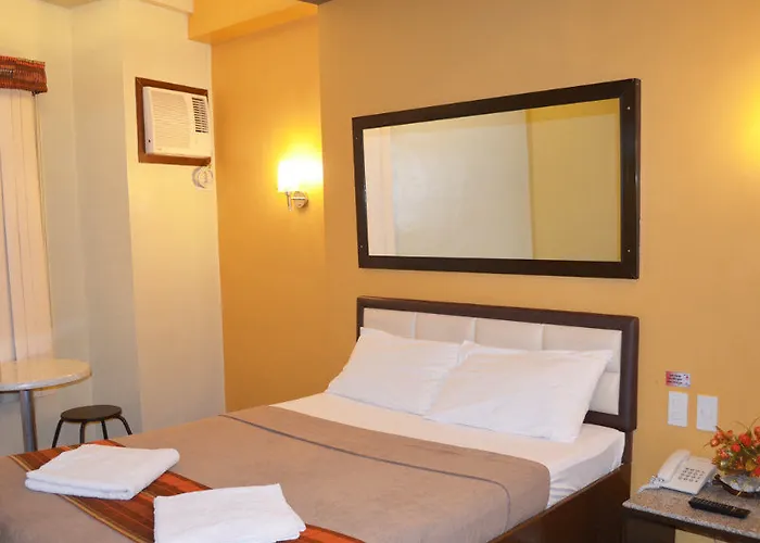 여관 Express Mactan